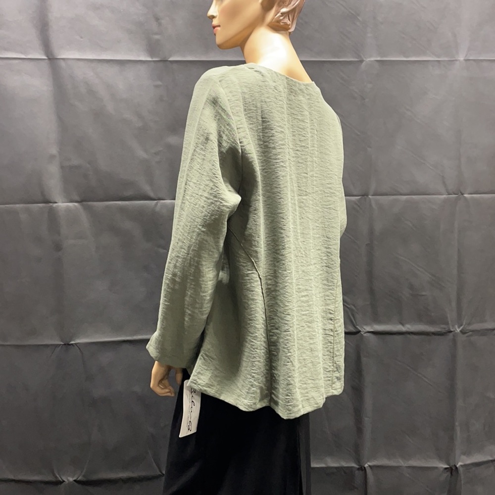 Lulu-B Green Comfy Flowy Blouse - Picture 6 of 8